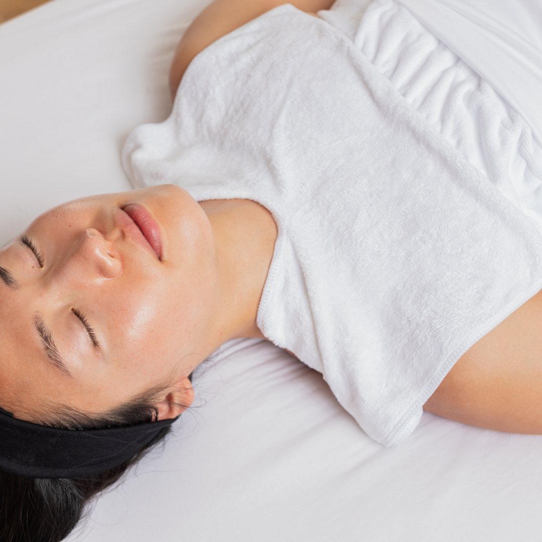 The Esthetician's Facial Towel (10 ct.)