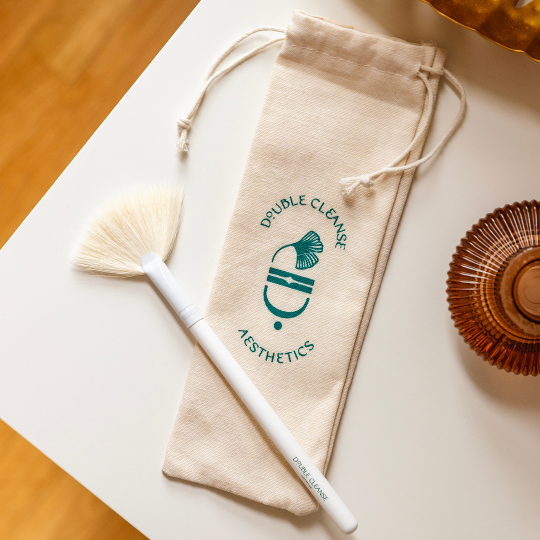 goat hair facial brush